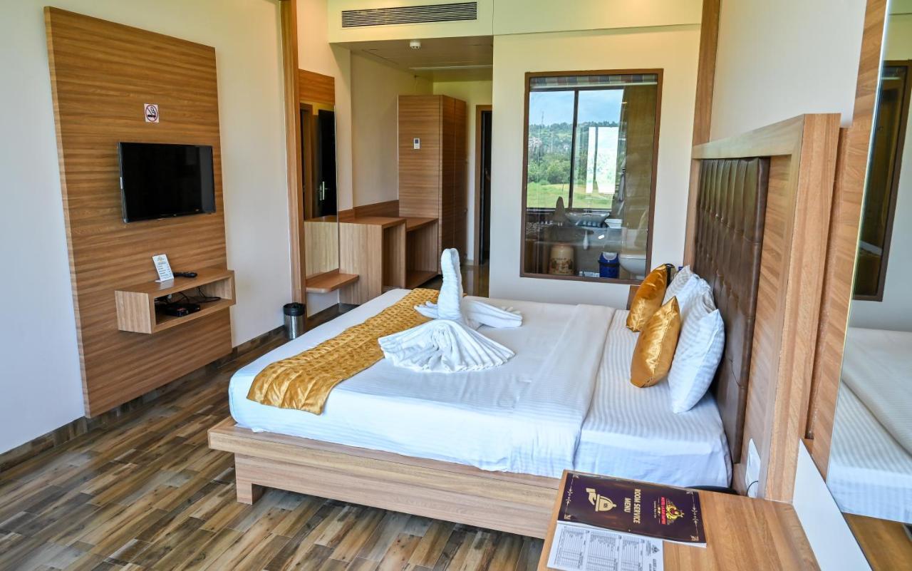 Hotel Laxmi Empire GOA Exterior photo
