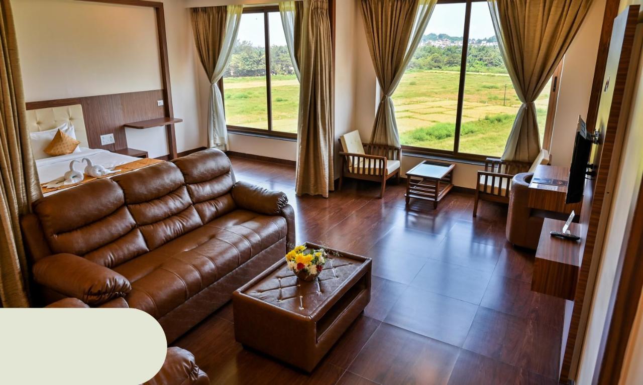Hotel Laxmi Empire GOA Exterior photo