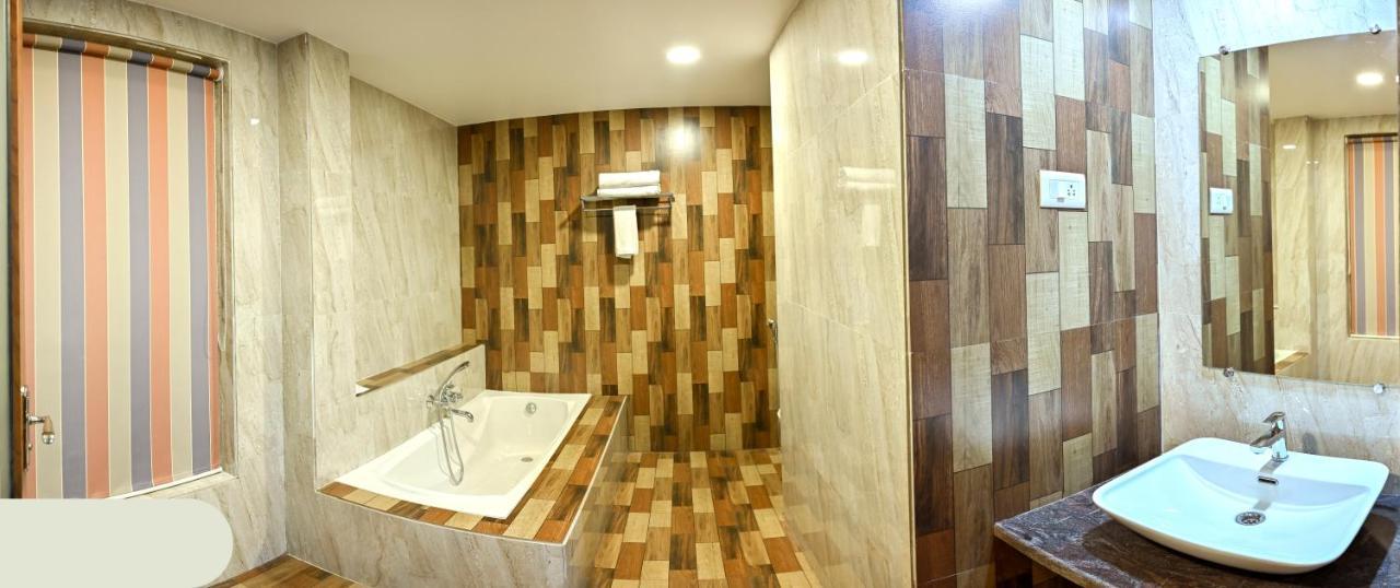 Hotel Laxmi Empire GOA Exterior photo