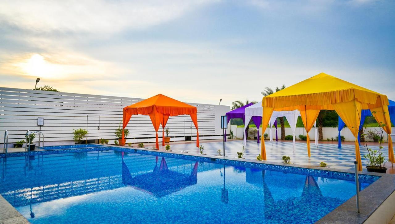 Hotel Laxmi Empire GOA Exterior photo