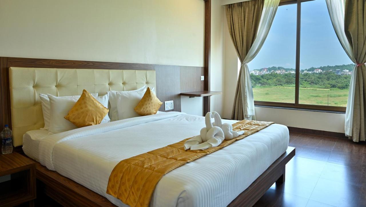 Hotel Laxmi Empire GOA Exterior photo